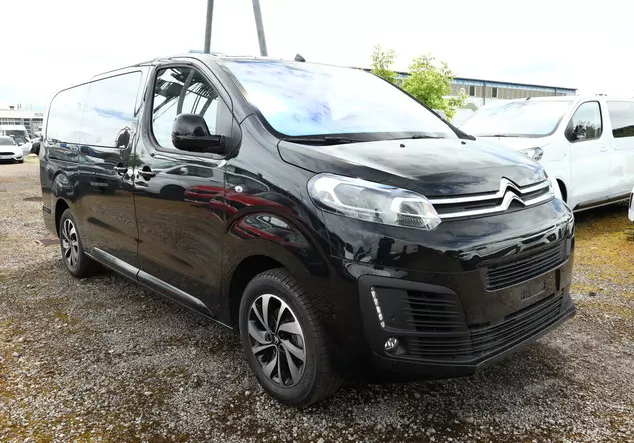 Angebotsdetails Citroën Spacetourer 180 EAT8 XL 9S CarP Schwarz