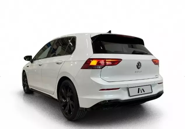 Angebotsdetails VW Golf VIII 1.5 eTSI R-Line 'Black Style' White