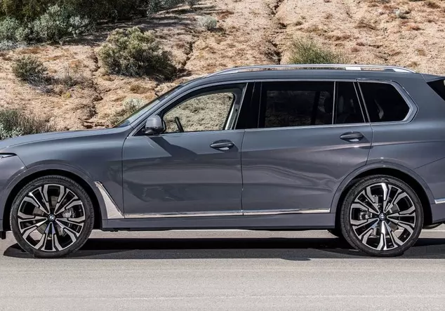 Angebotsdetails BMW X7 auf Anfrage