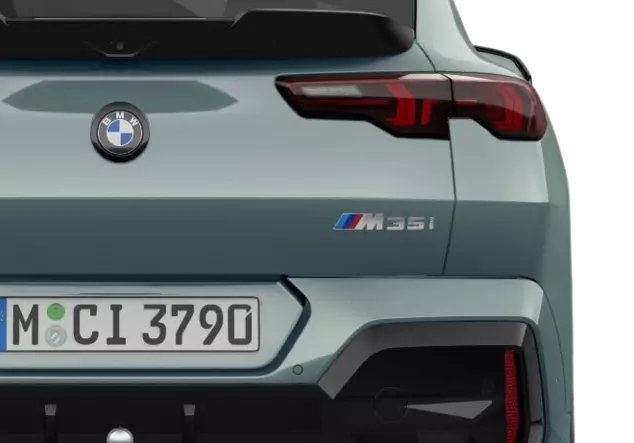 Angebotsdetails BMW X2 M35i xDrive Automatik mit Schaltwippen Cape York Gruen Metallic