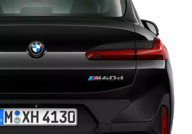 Angebotsdetails BMW X4 M40d AT Black Sapphire metallic