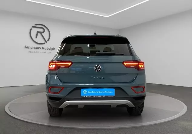 Angebotsdetails Volkswagen T-Roc Blau (Petroleum Blue Metallic)