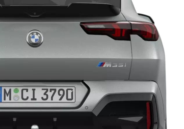 Angebotsdetails BMW X2 M35i xDrive Automatik mit Schaltwippen Frozen Pure Grey Metallic