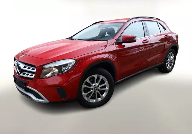 Angebotsdetails Mercedes-Benz GLA 200 DCT Style Klimaau Rot