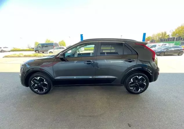 Angebotsdetails Kia Niro Grau ((AGT) INTERSTELLAR GREY)