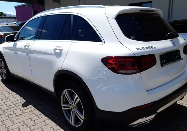 Angebotsdetails Mercedes-Benz GLC 200 d 4M Business KomfP ParkP Weiß