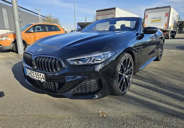 Angebotsdetails BMW 8er Schwarz