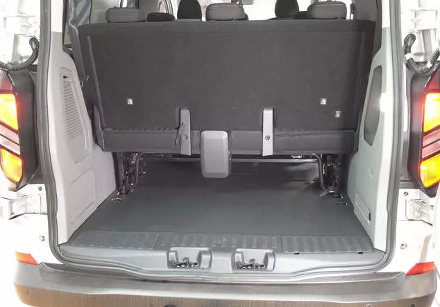 Angebotsdetails Ford Transit Kombi Custom Trend Silver/Grey