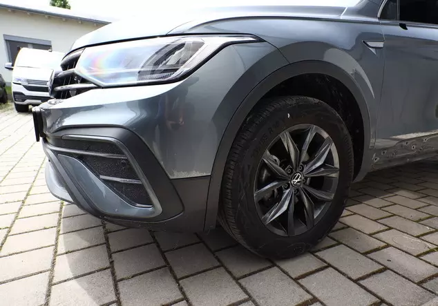 Angebotsdetails Volkswagen Tiguan Allspace Grau