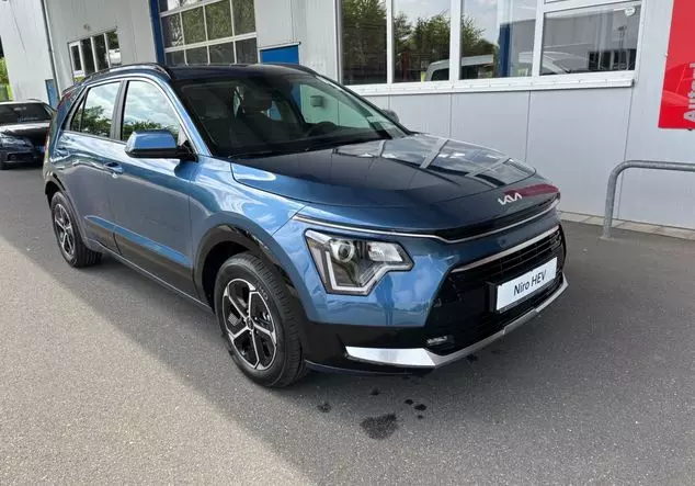 Angebotsdetails Kia Niro Blau (M4B : Mineralblau Metallic)