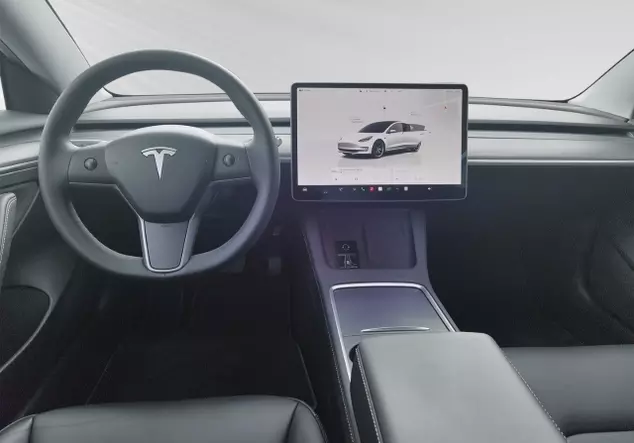 Angebotsdetails Tesla Model 3 Long Range Dual White