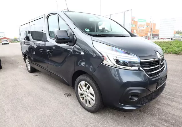 Angebotsdetails Renault Trafic 2,0 dCi 145 L2H1 Grand SpC Grau