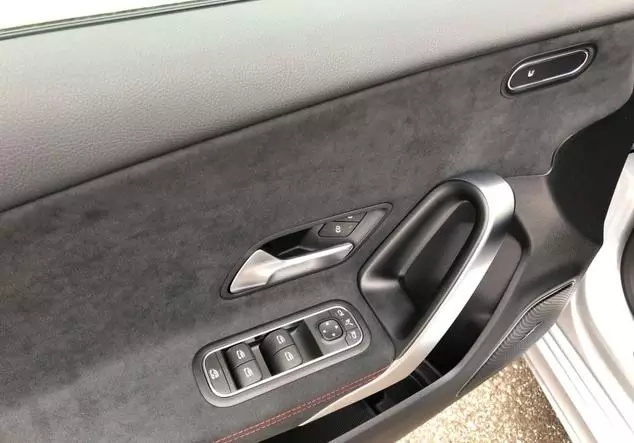 Angebotsdetails Mercedes-Benz A Hightechsilber