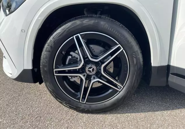 Angebotsdetails Mercedes-Benz GLA Polarweiß