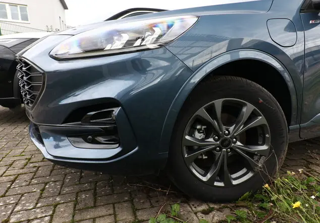 Angebotsdetails Ford Kuga Blau