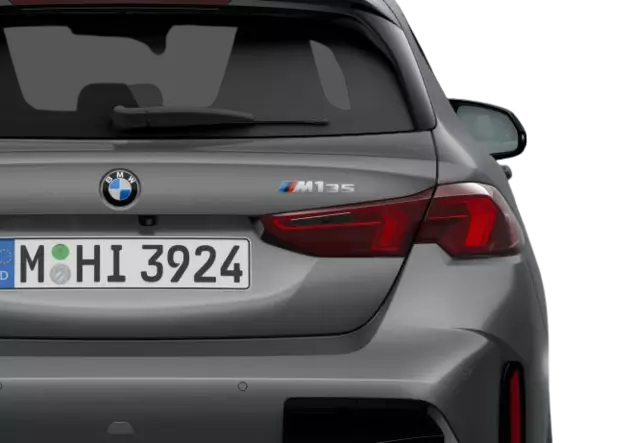 Angebotsdetails BMW 1er M135i xDrive A Frozen Pure Grey Metallic