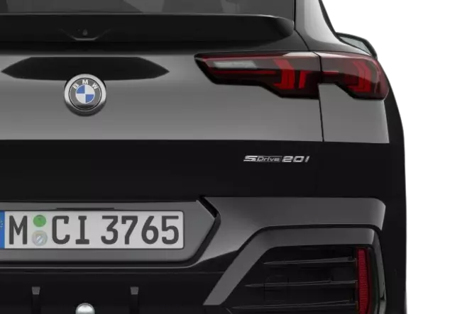 Angebotsdetails BMW X2 sDrive20i Black Sapphire metallic