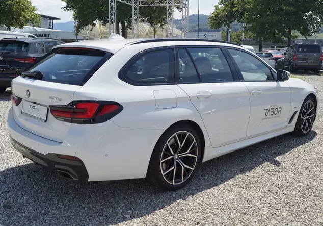 Angebotsdetails BMW 530d Touring M Sport LM19Z HiFi Weiß