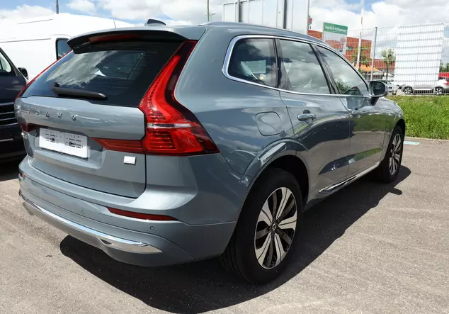 Angebotsdetails Volvo XC60 T6 Recharge Core Grau