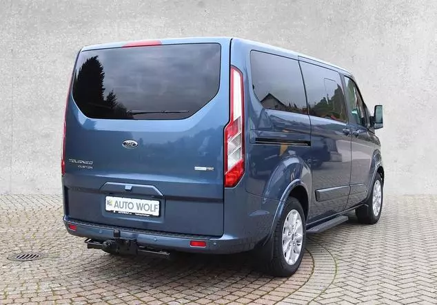 Angebotsdetails Ford Tourneo Chroma-Blau Metallic