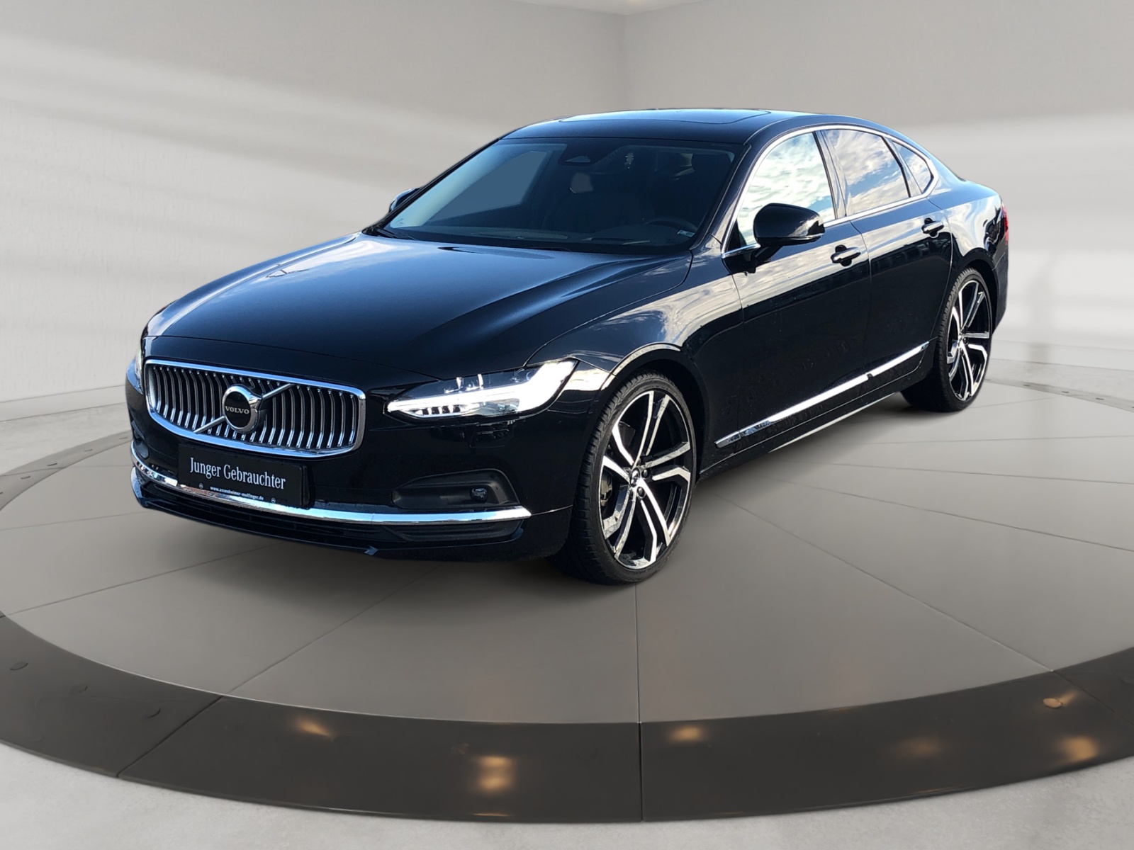 Angebotsdetails Volvo S90 ONYX BLACK /