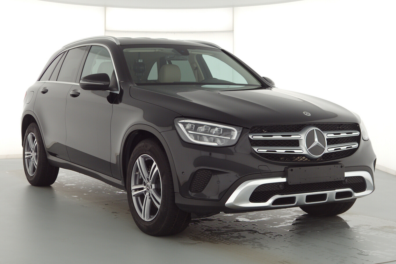 Angebotsdetails Mercedes-Benz GLC 200 d 4M Business KomfP ParkP Schwarz