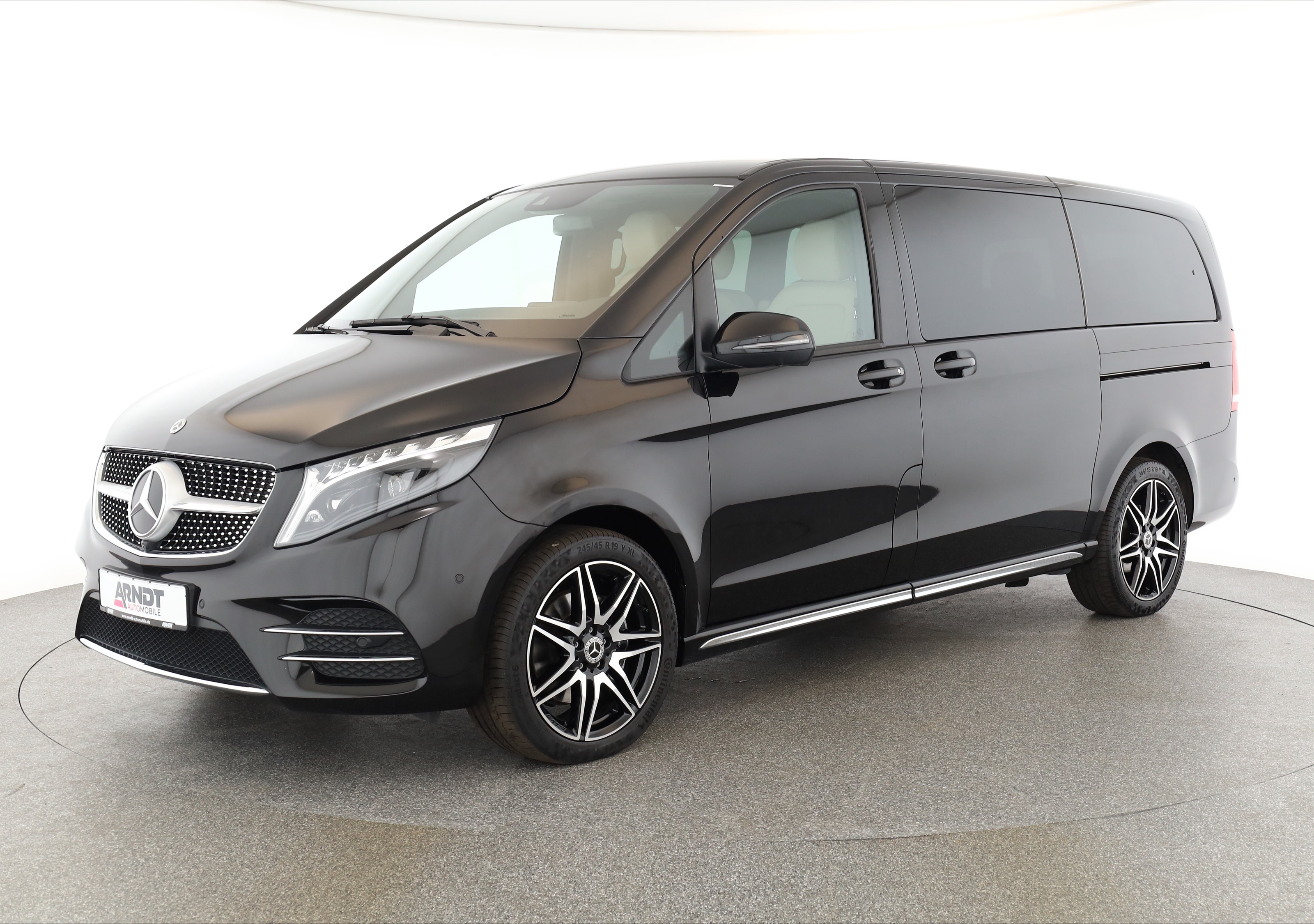 Angebotsdetails Mercedes-Benz V-Klasse Obsidianschwarz Metallic