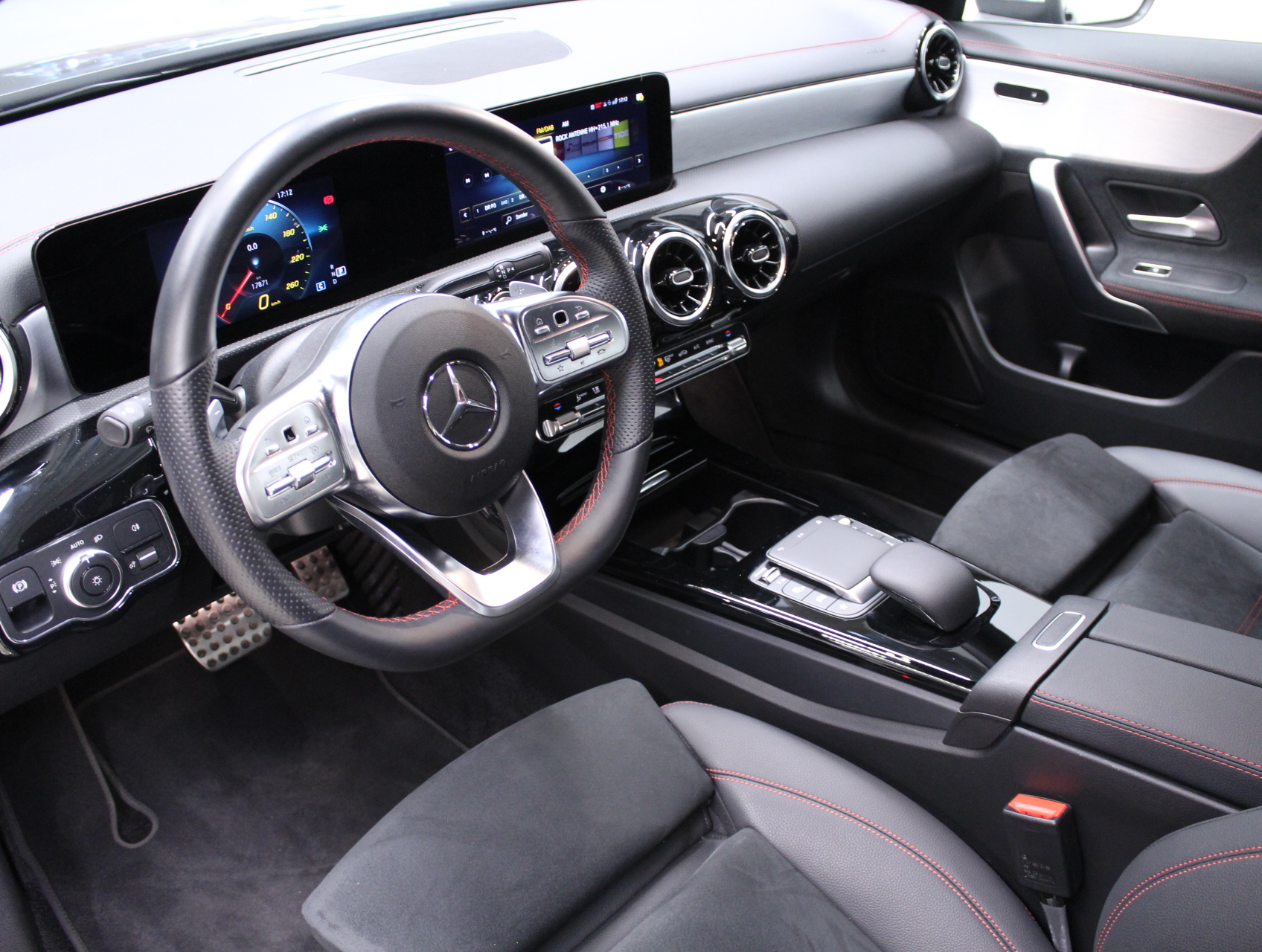 Angebotsdetails Mercedes-Benz CLA 250 Line Black