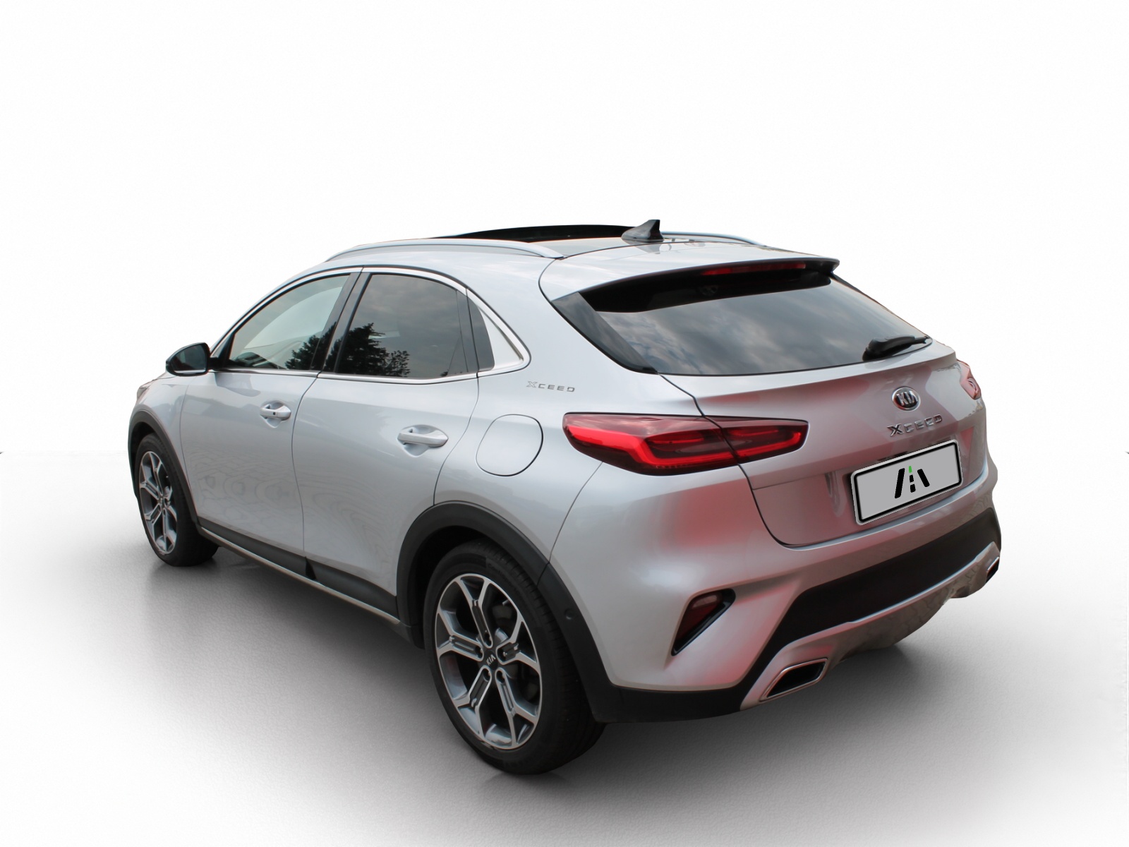 Angebotsdetails Kia X-Ceed Platinum Edition Silver/Grey