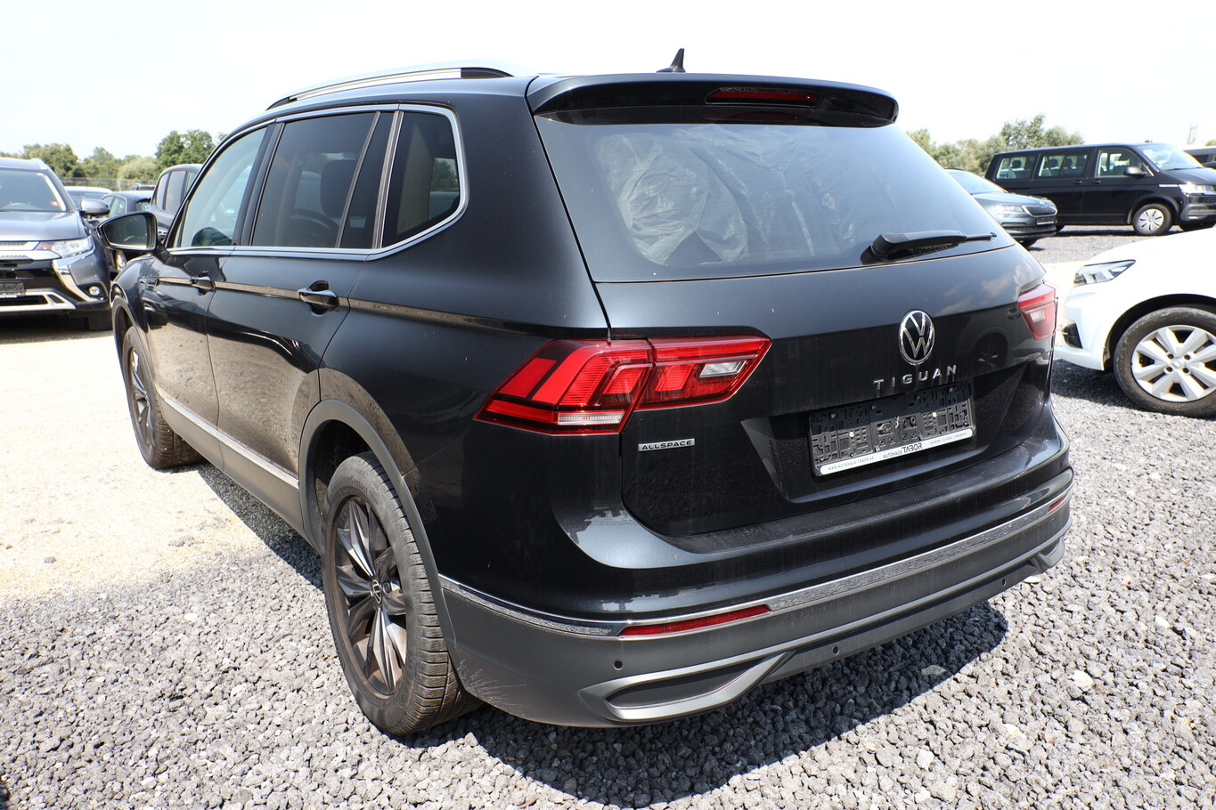 Angebotsdetails Volkswagen Tiguan Allspace Schwarz