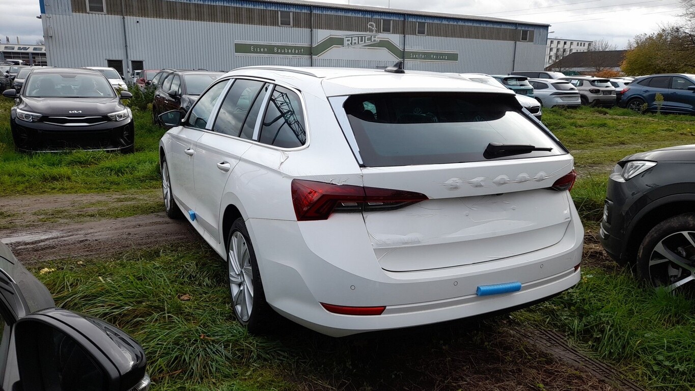 Angebotsdetails Skoda Octavia Combi PHEV 204 SunS Weiß