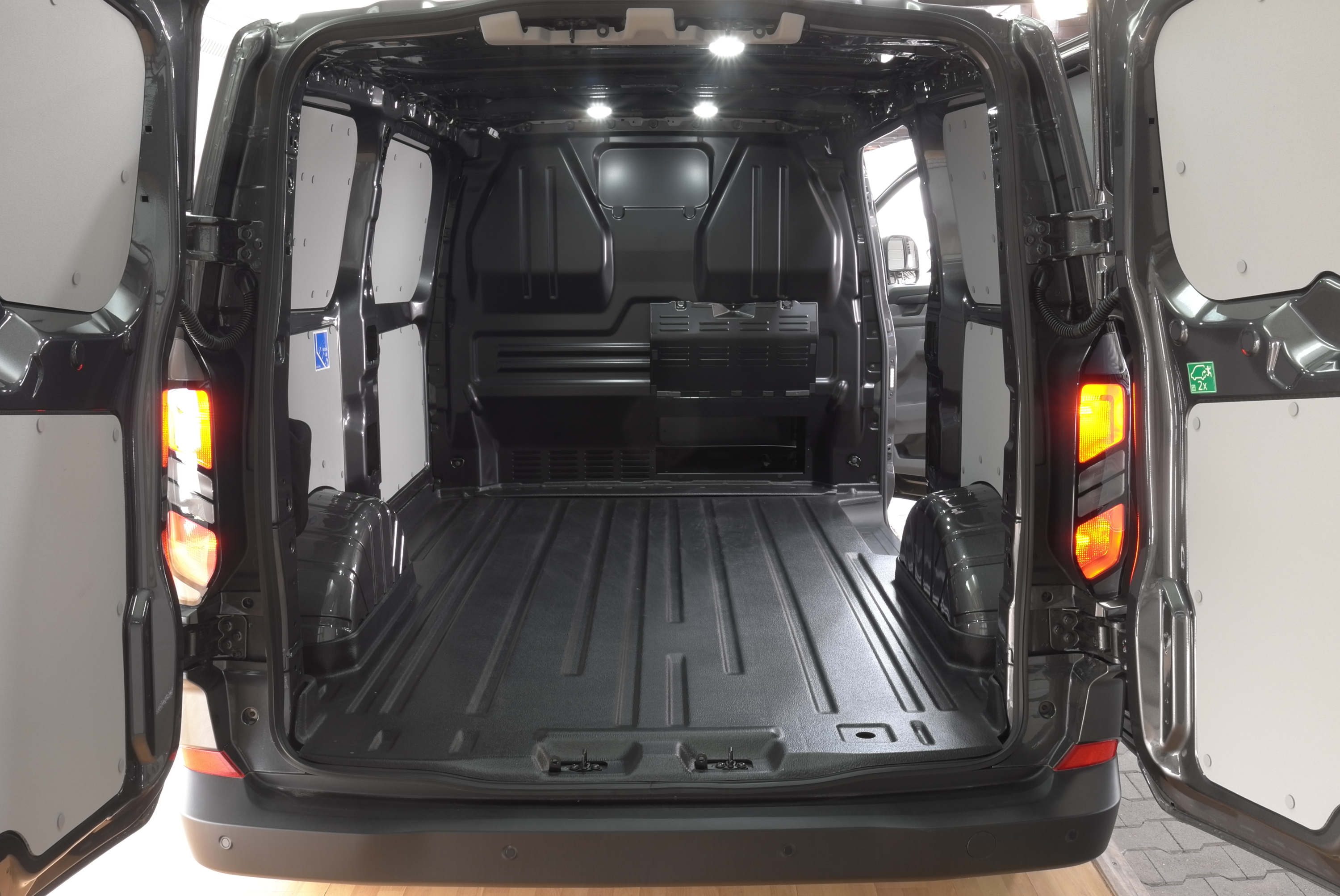 Angebotsdetails Ford Transit Custom Trend L1 Silver/Grey