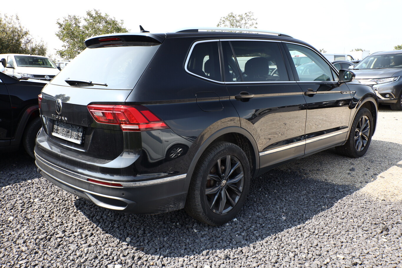 Angebotsdetails Volkswagen Tiguan Allspace Schwarz