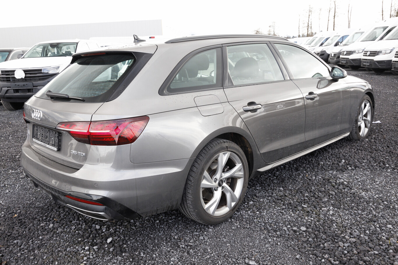 Angebotsdetails Audi A4 Avant 35 TDI 163 S tronic S line Grau