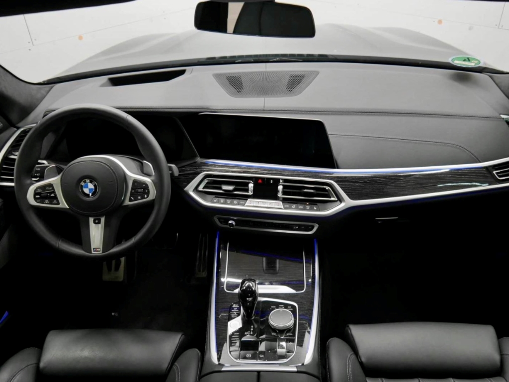 Angebotsdetails BMW X7 M50i Black