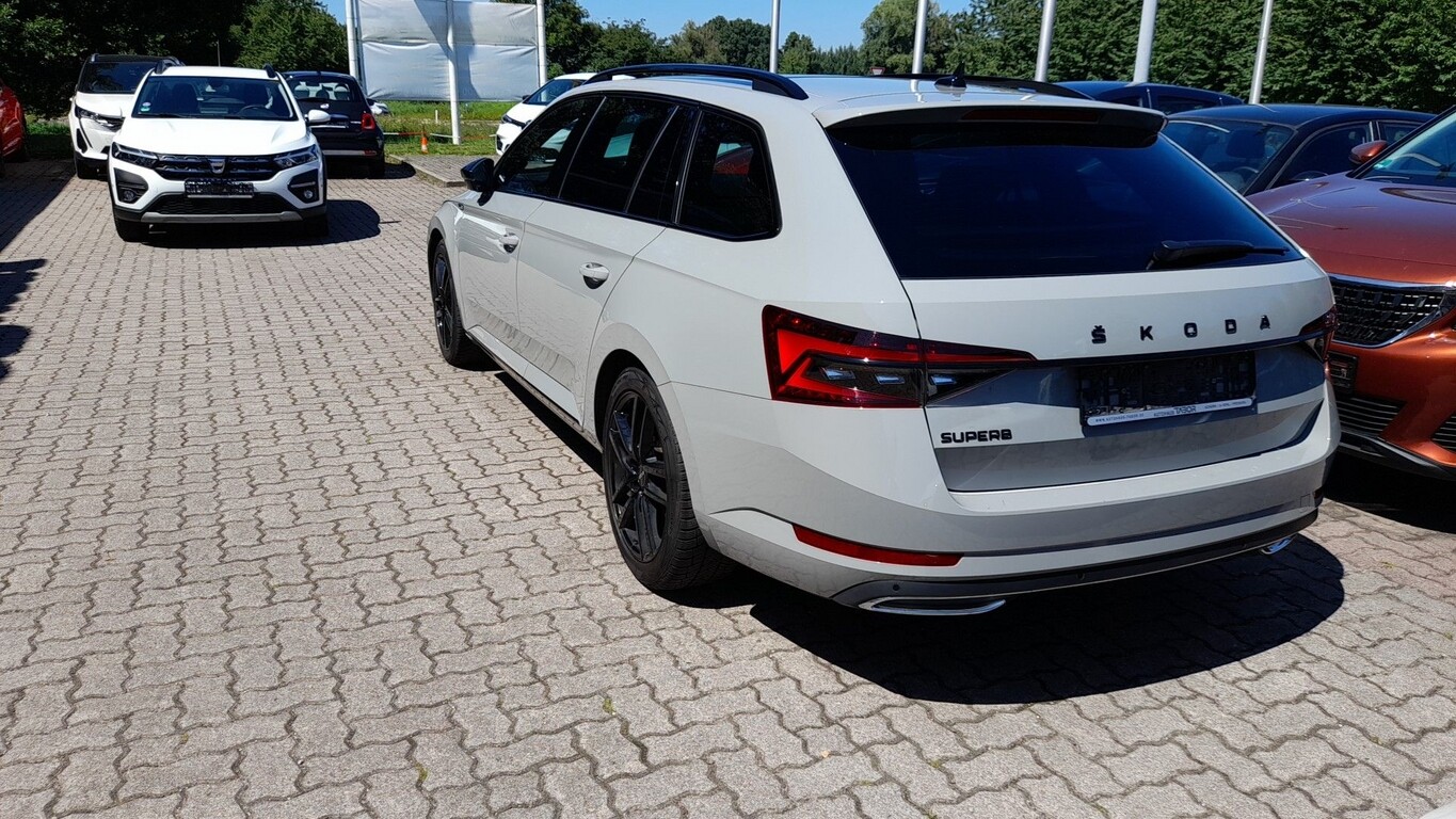 Angebotsdetails Skoda Superb Combi TDI 150 Grau