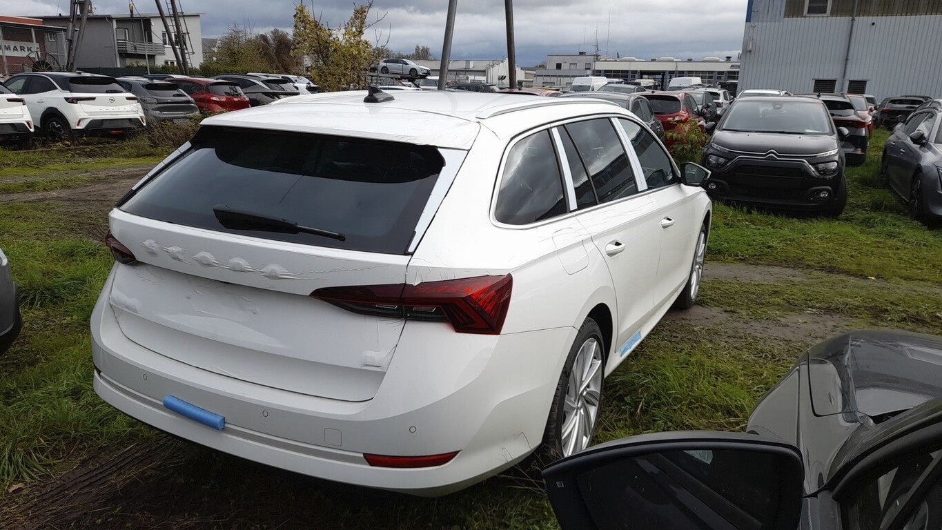 Angebotsdetails Skoda Octavia Combi PHEV 204 SunS Weiß