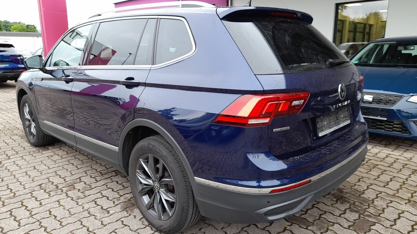 Angebotsdetails Volkswagen Tiguan Allspace Blau