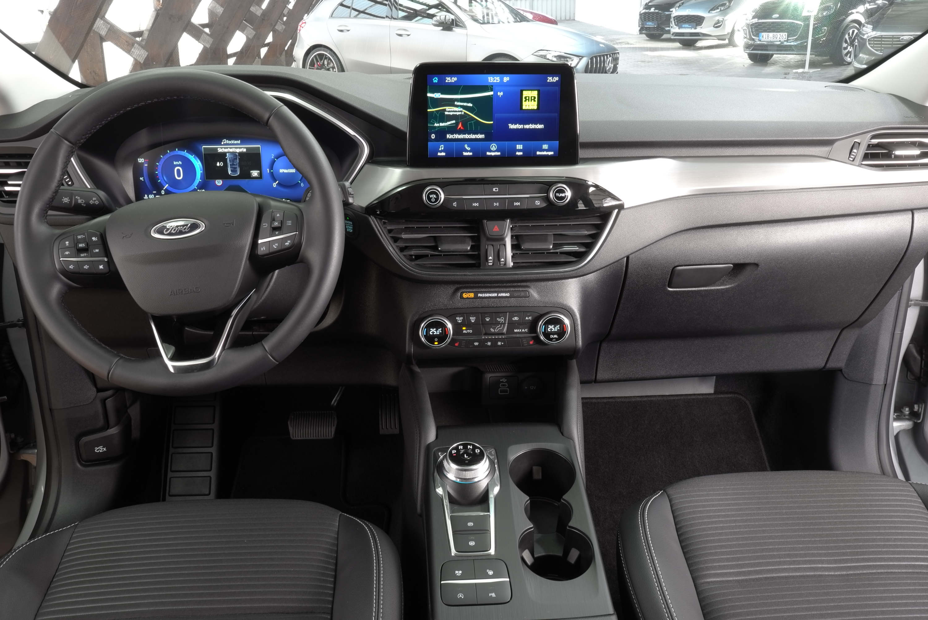 Angebotsdetails Ford Kuga Titanium X Silver/Grey